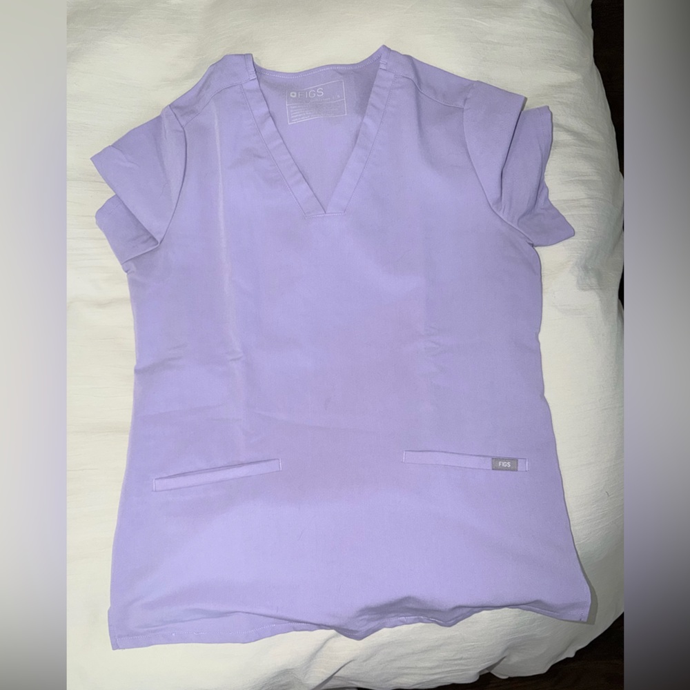 Figs Lavender Scrub Top